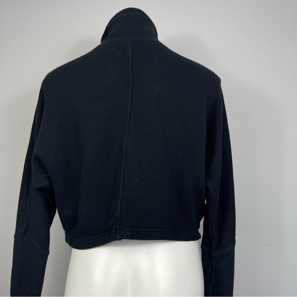 ALO Yoga Black Cropped Bolero Wrap Jacket Sweatshirt Cardigan Dolman Sleeves S - Picture 8 of 16
